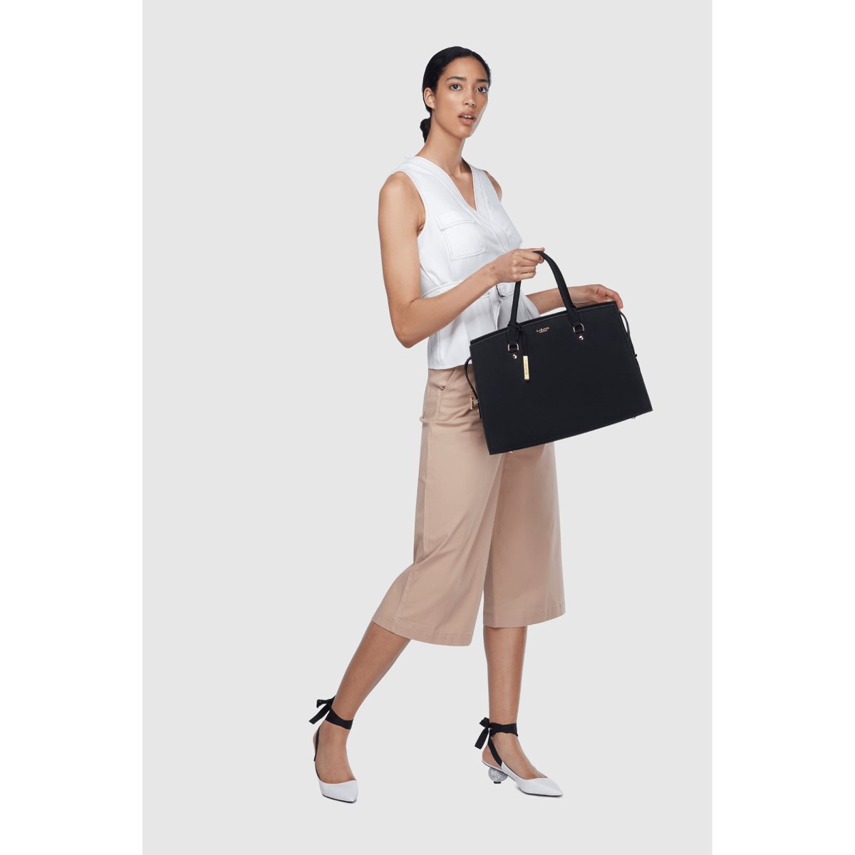 Black - Aricia Vegan Fashion Computer BagBags & Wallets - Rise and Effect