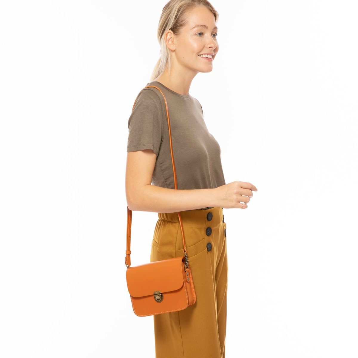 Nanah Light Brown Leather Crossbody BagBags & Wallets - Rise and Effect