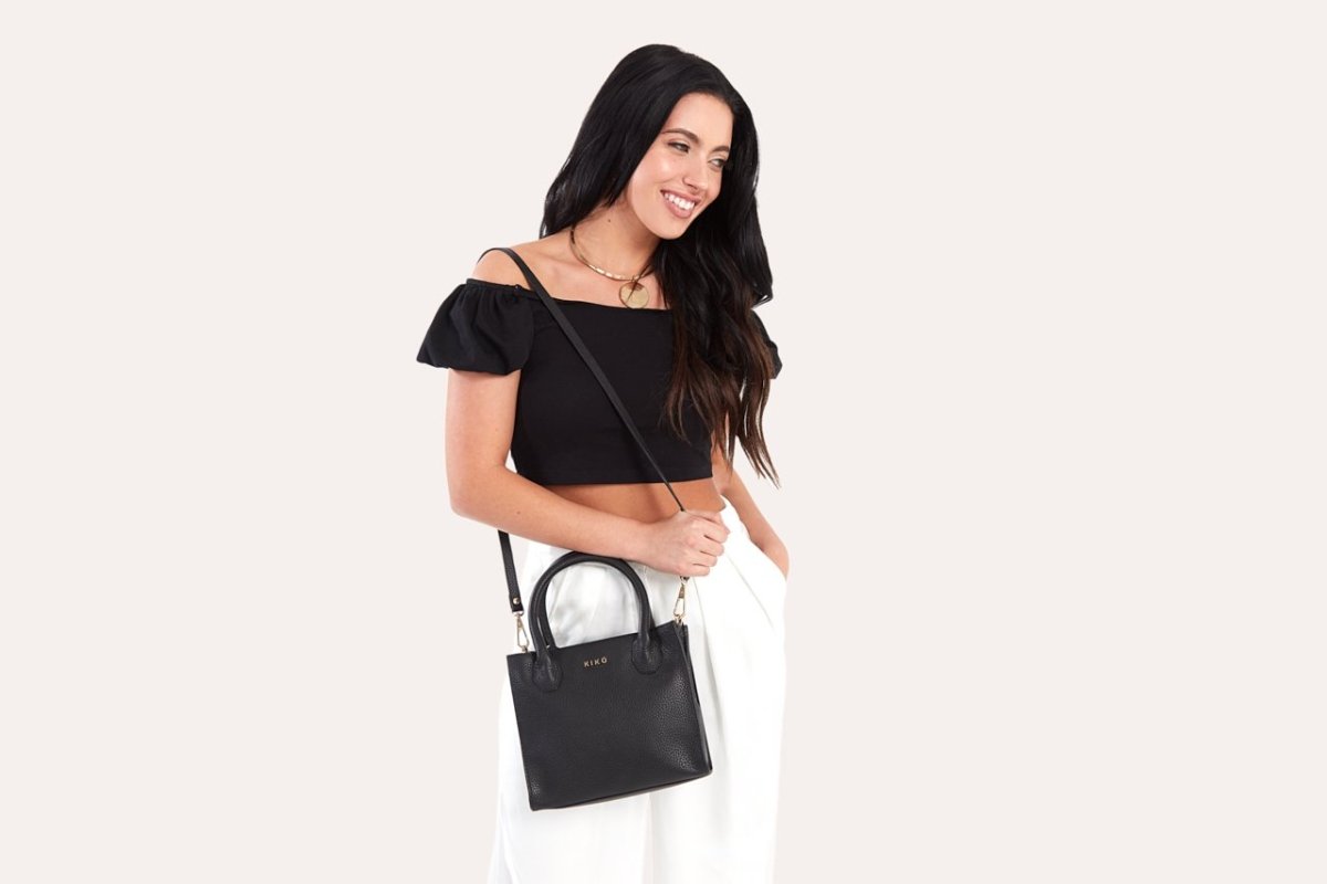 Simplistic CrossbodyBag - Rise and Effect